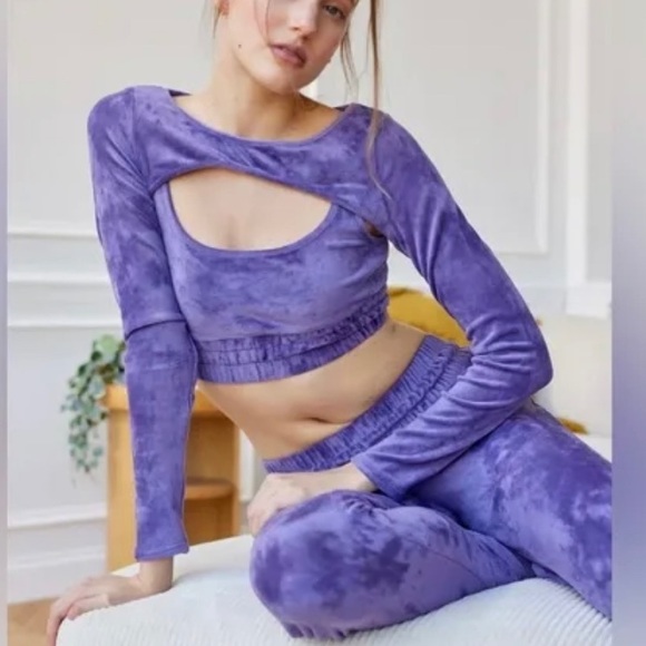 Urban Outfitters Tops - #21 NWT URBAN OUTFITTERS OUT FROM UNDER ARIA VELOUR TANK TOP AND SHRUG SET